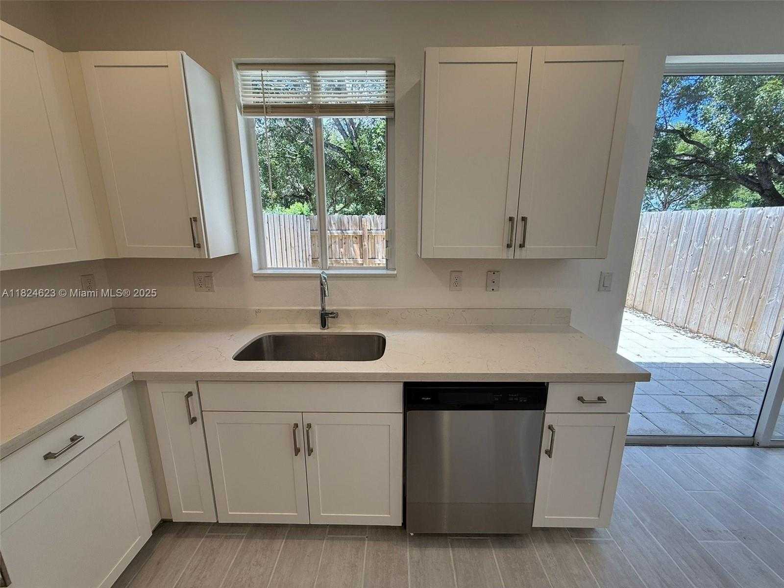 Small Image of 2317 SOUTH EAST 10TH ST #2317, Homestead Number 23