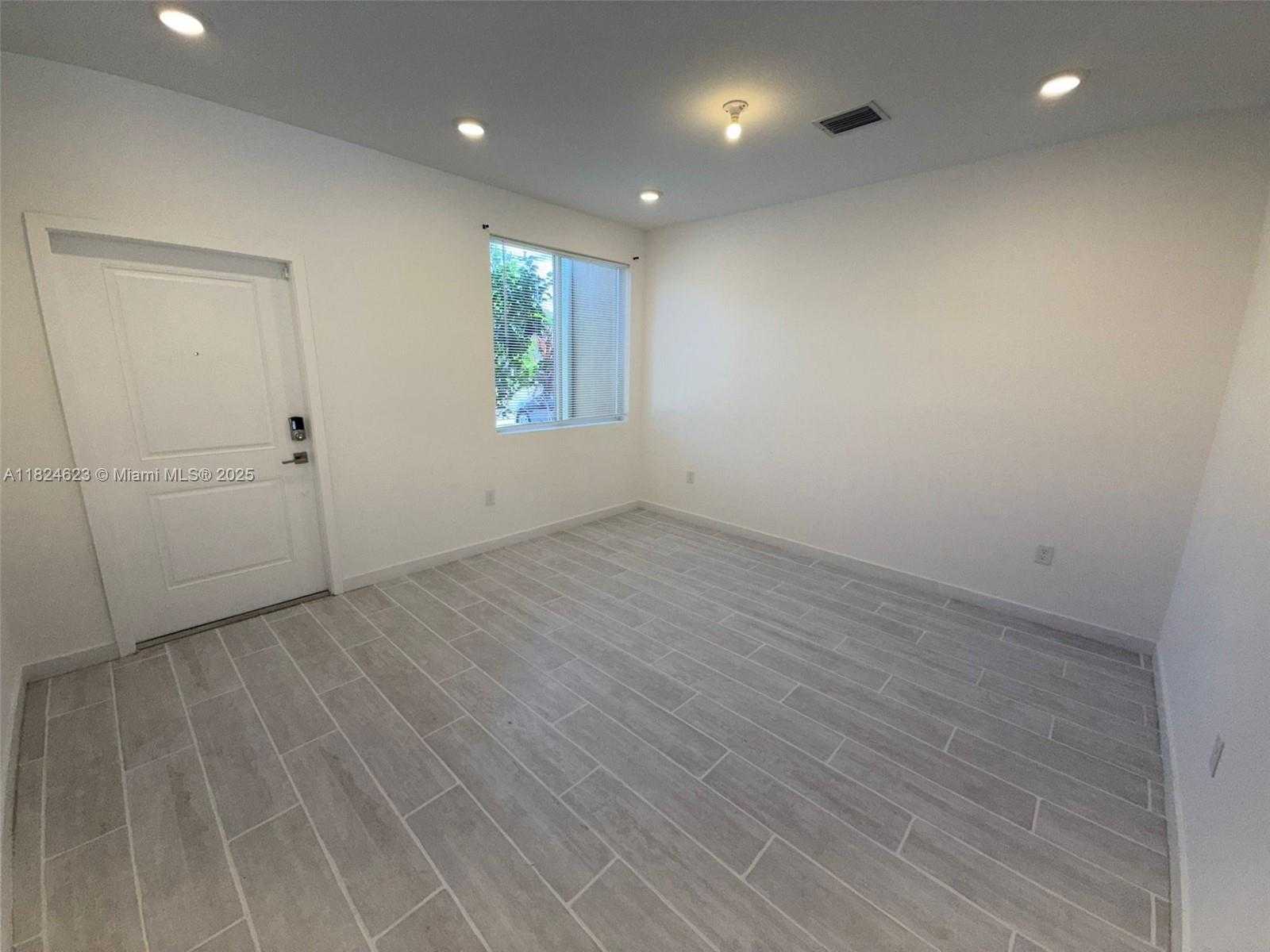 Small Image of 2317 SOUTH EAST 10TH ST #2317, Homestead Number 4