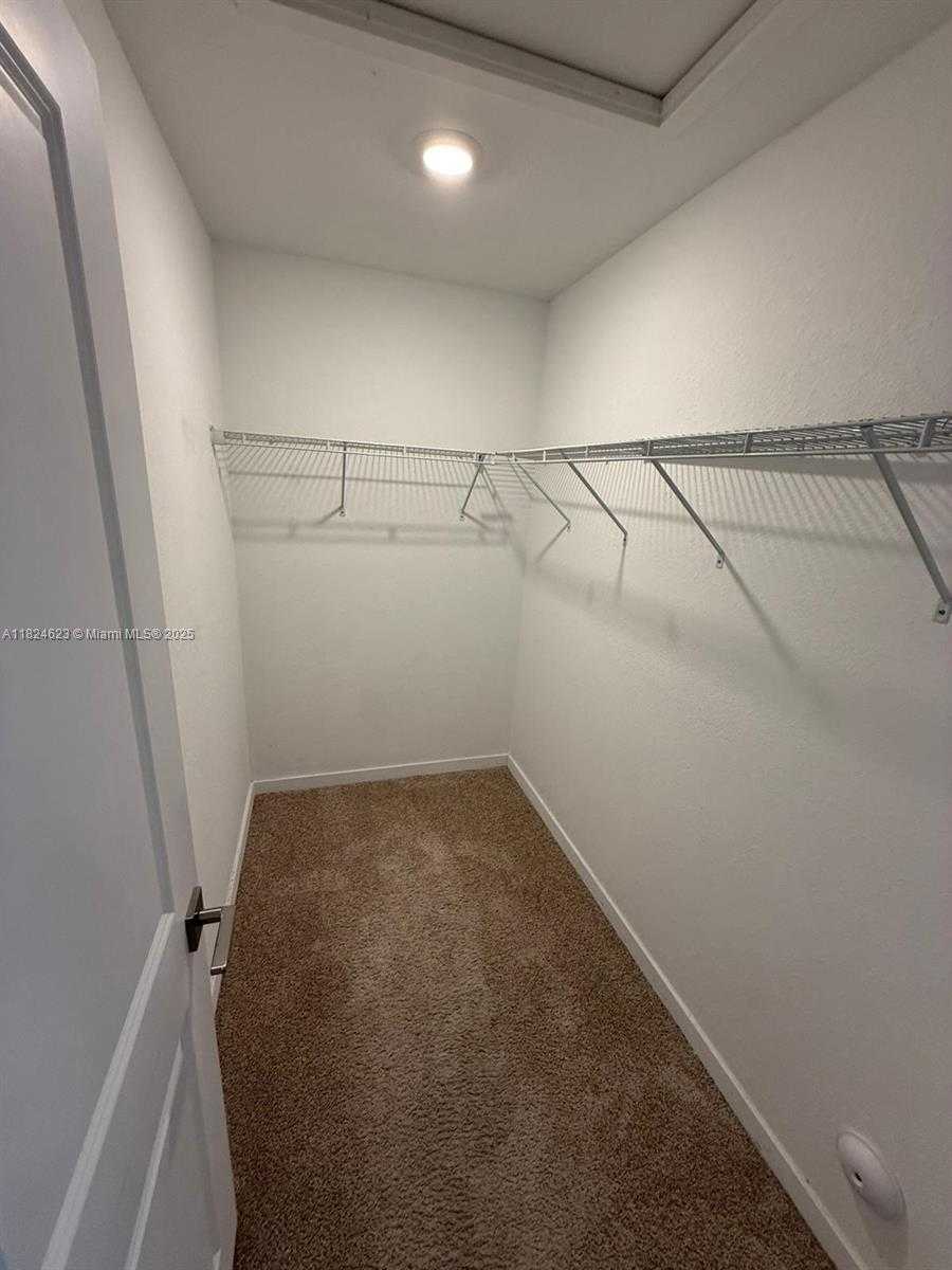 Small Image of 2317 SOUTH EAST 10TH ST #2317, Homestead Number 8