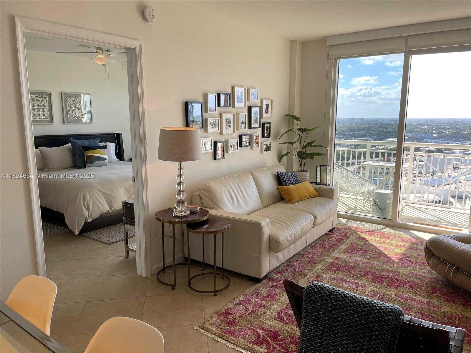 Small Image of 19501 WEST COUNTRY CLUB DR #2412, Aventura Number 7