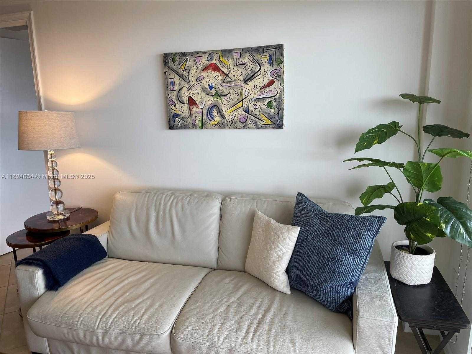 Small Image of 19501 WEST COUNTRY CLUB DR #2412, Aventura Number 9