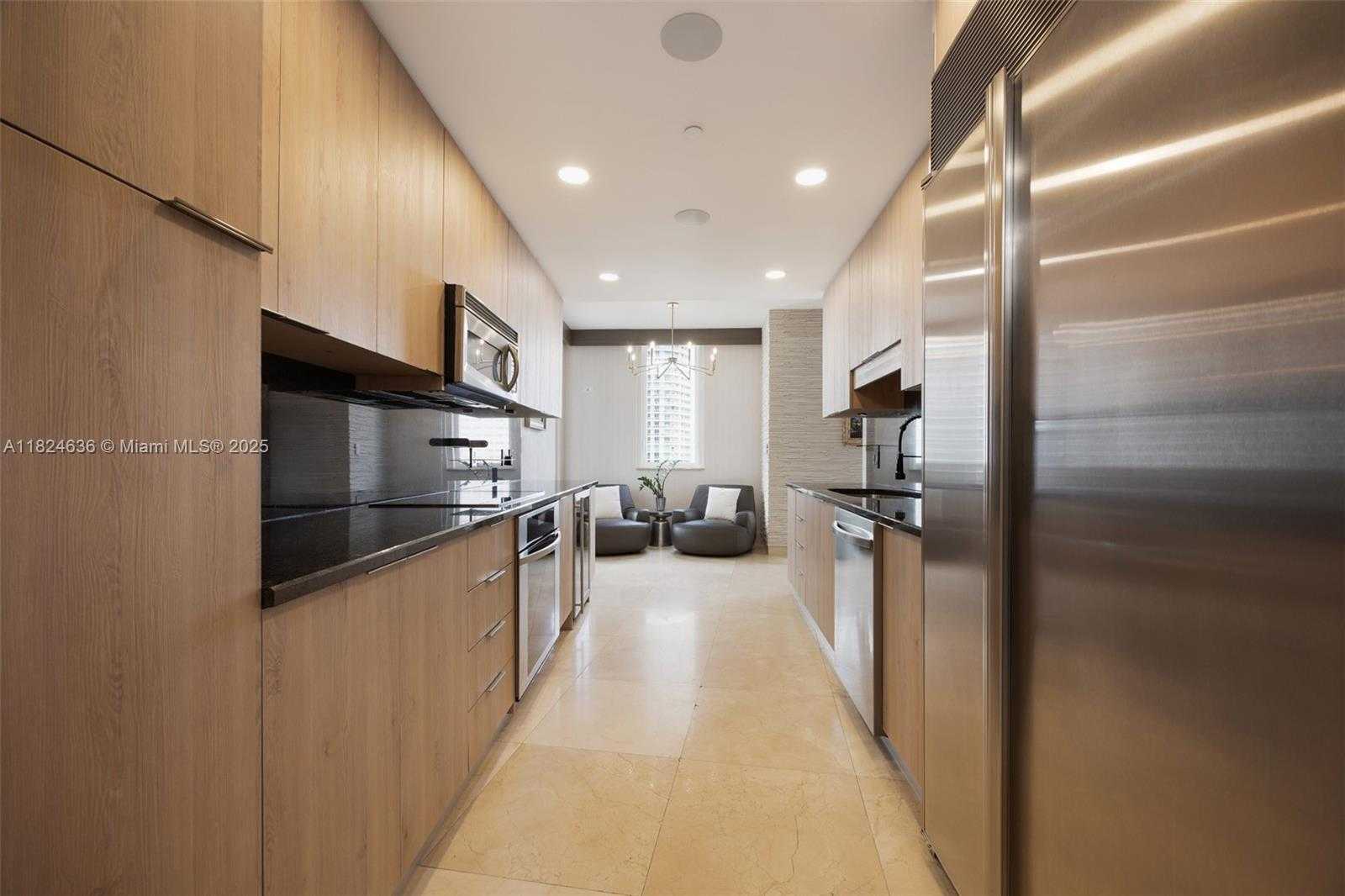 Small Image of 901 BRICKELL KEY BLVD #2506, Miami Number 10
