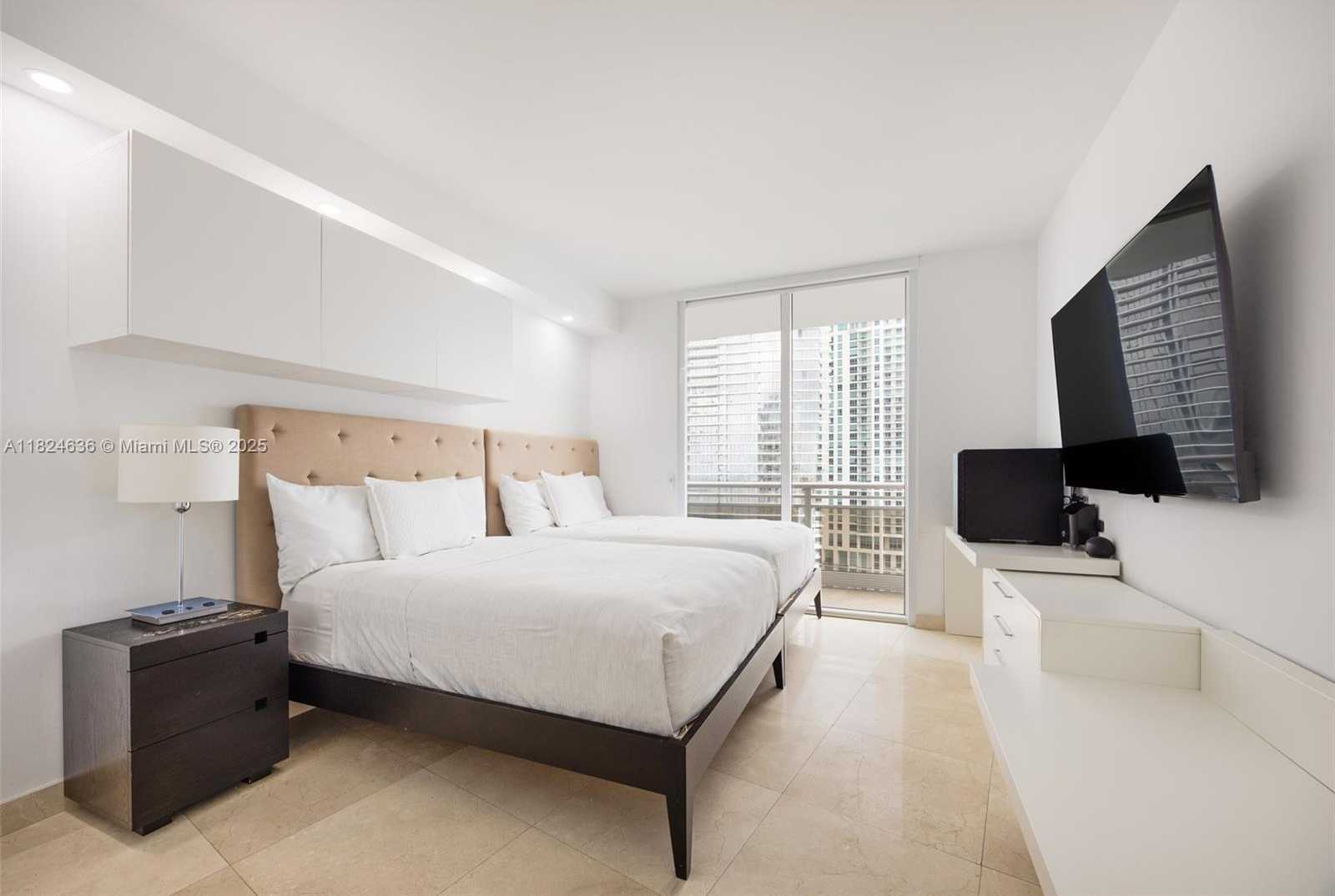 Small Image of 901 BRICKELL KEY BLVD #2506, Miami Number 15
