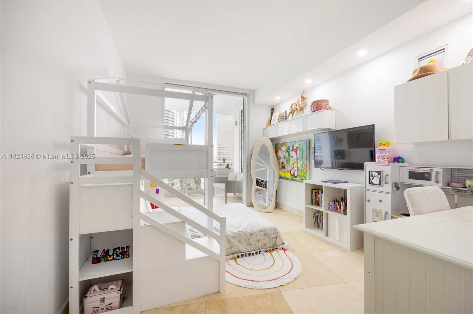 Small Image of 901 BRICKELL KEY BLVD #2506, Miami Number 16