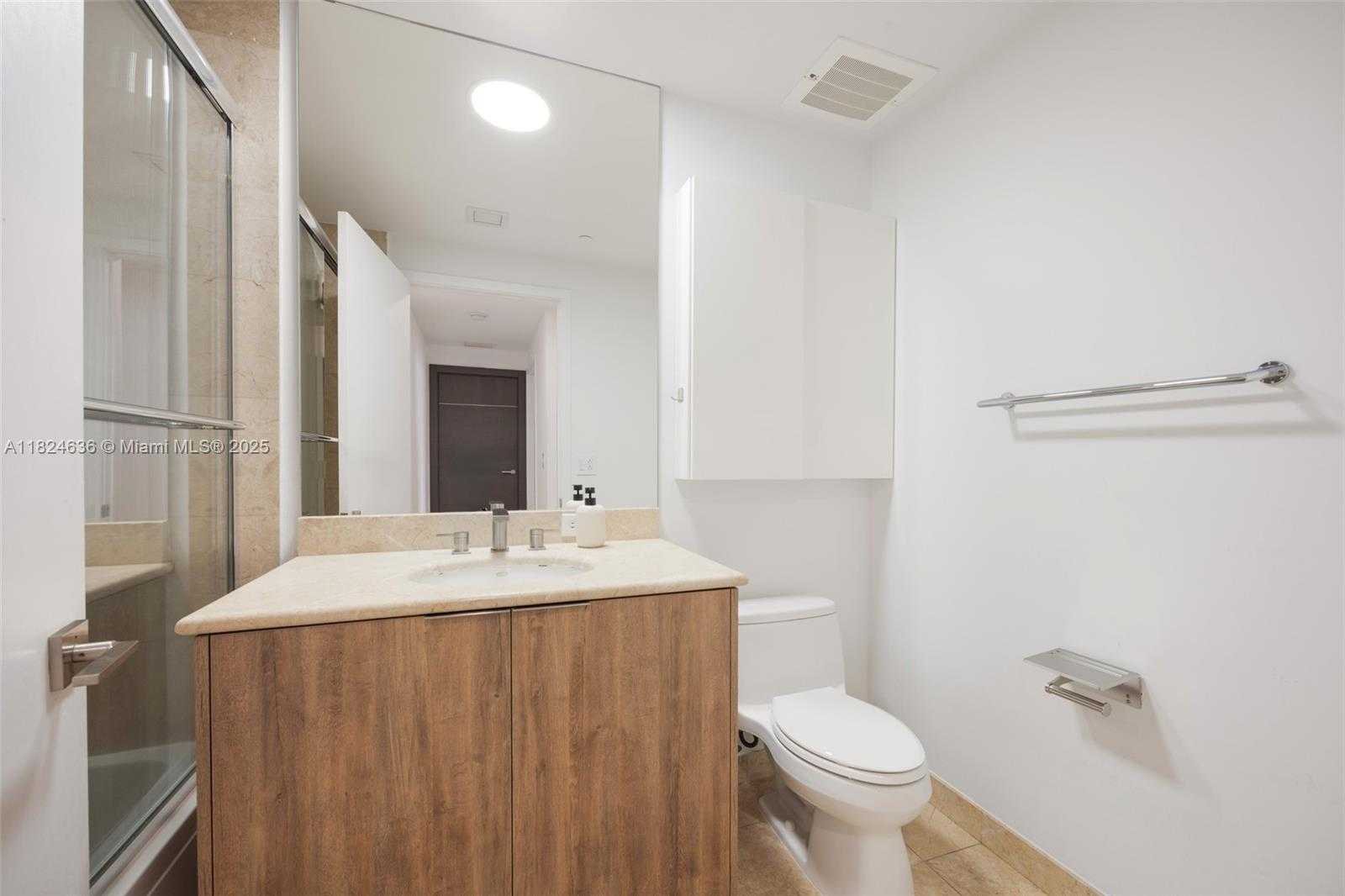 Small Image of 901 BRICKELL KEY BLVD #2506, Miami Number 17