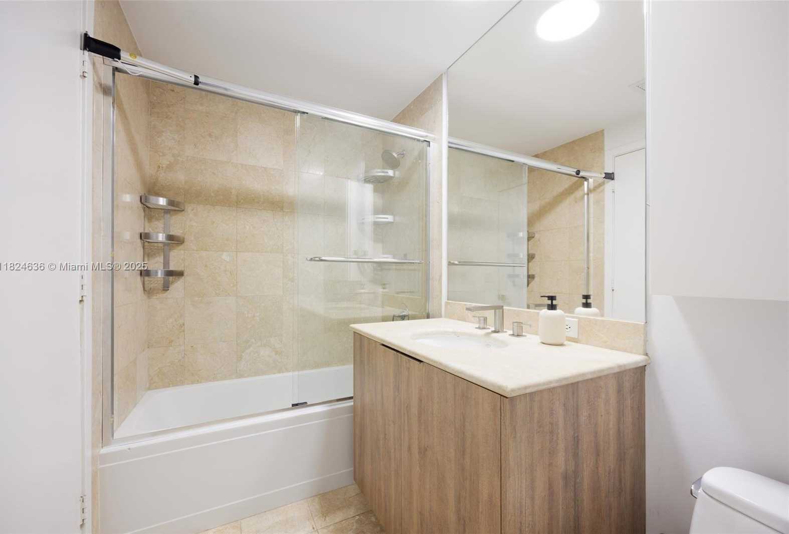 Small Image of 901 BRICKELL KEY BLVD #2506, Miami Number 18