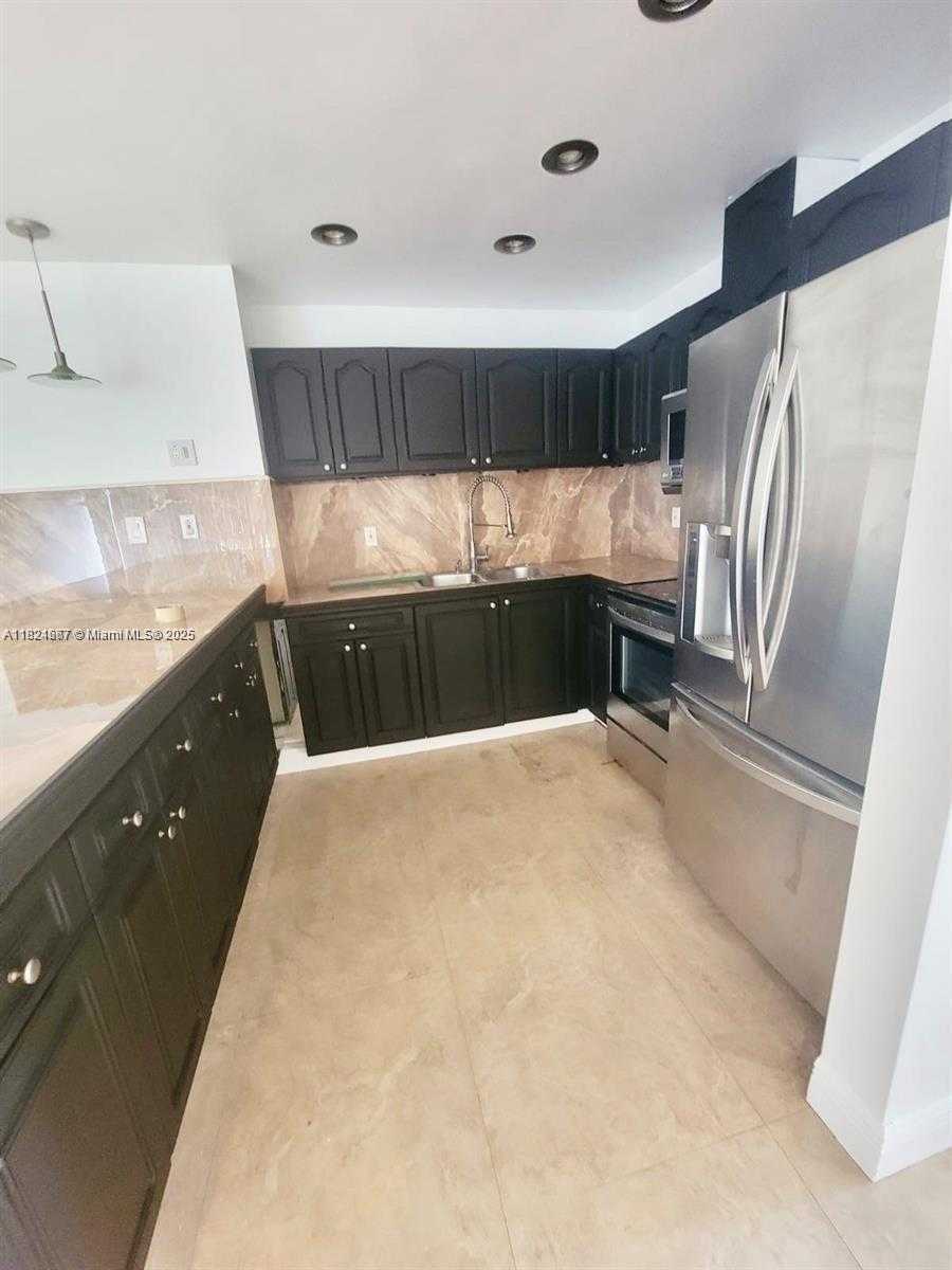 Small Image of 9449 SOUTH WEST 76TH ST #T2, Miami Number 3
