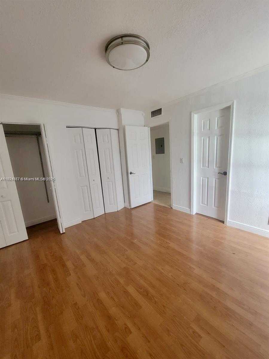 Small Image of 9449 SOUTH WEST 76TH ST #T2, Miami Number 6