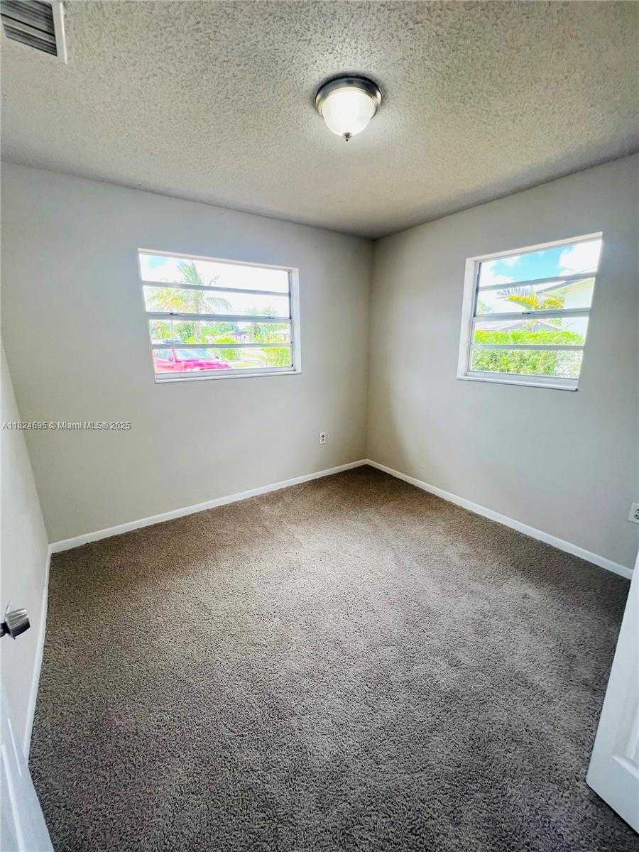 Small Image of 15530 SOUTH WEST 295TH TER, Homestead Number 15