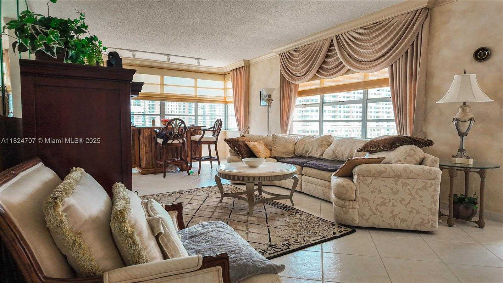 Small Image of 1985 SOUTH OCEAN DR #11P, Hallandale Beach Number 5