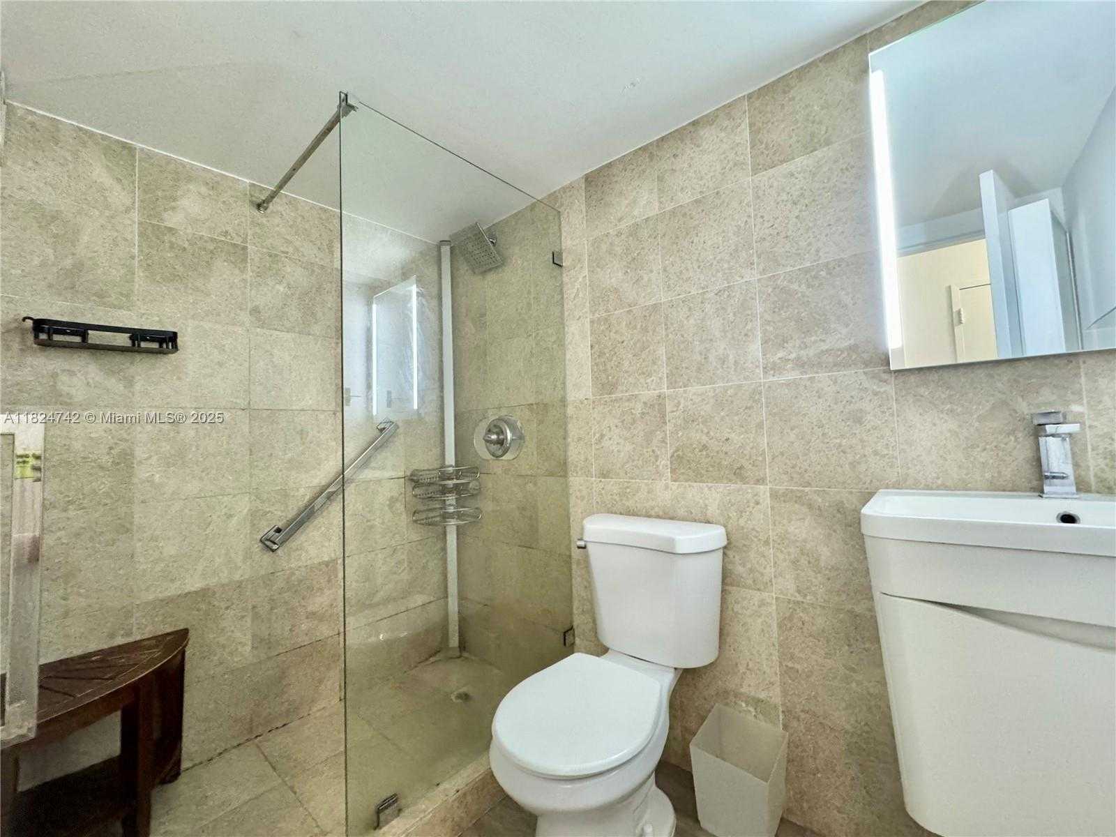 Small Image of 1228 WEST AVE #312, Miami Beach Number 12