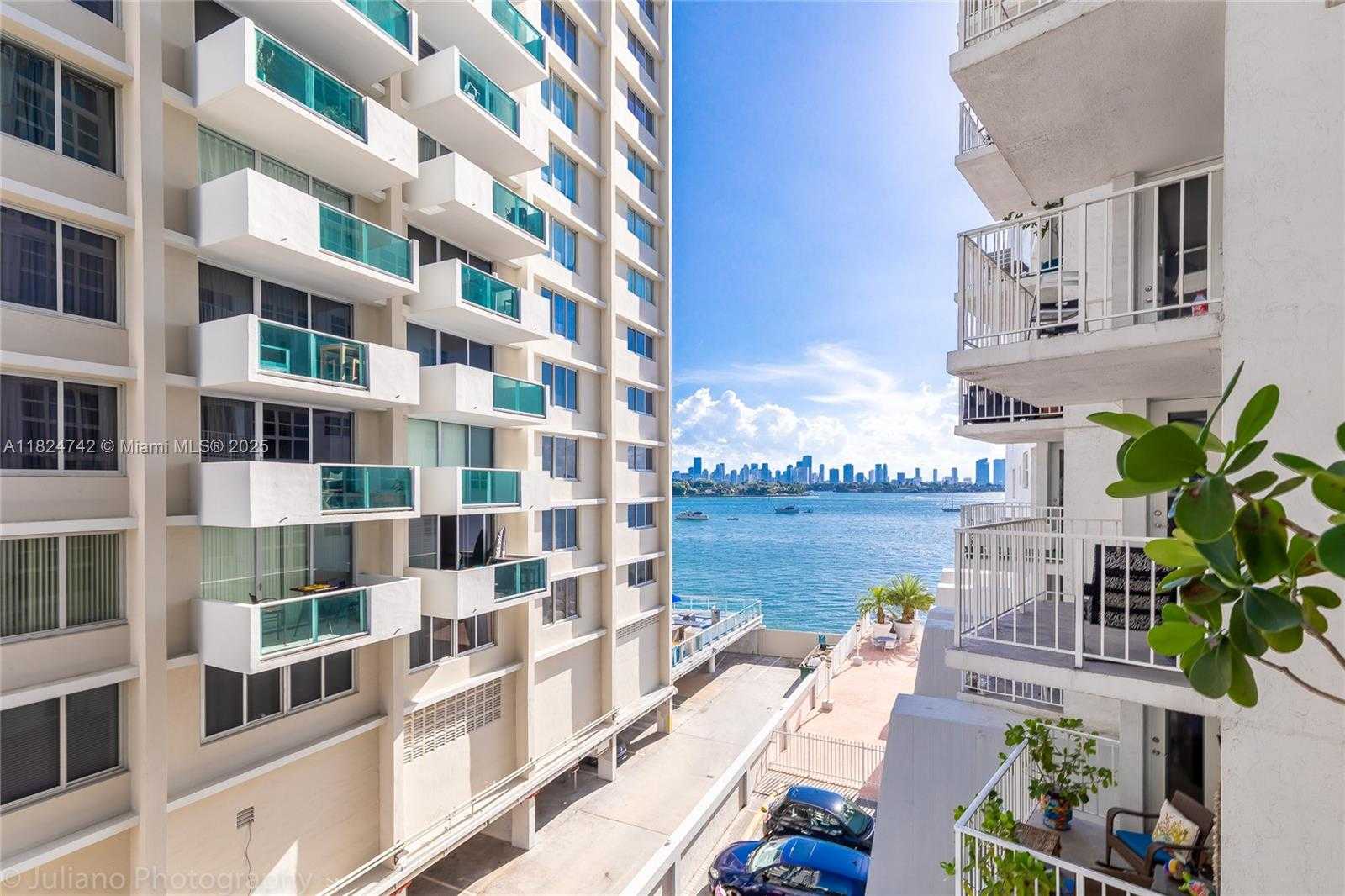 Small Image of 1228 WEST AVE #312, Miami Beach Number 6