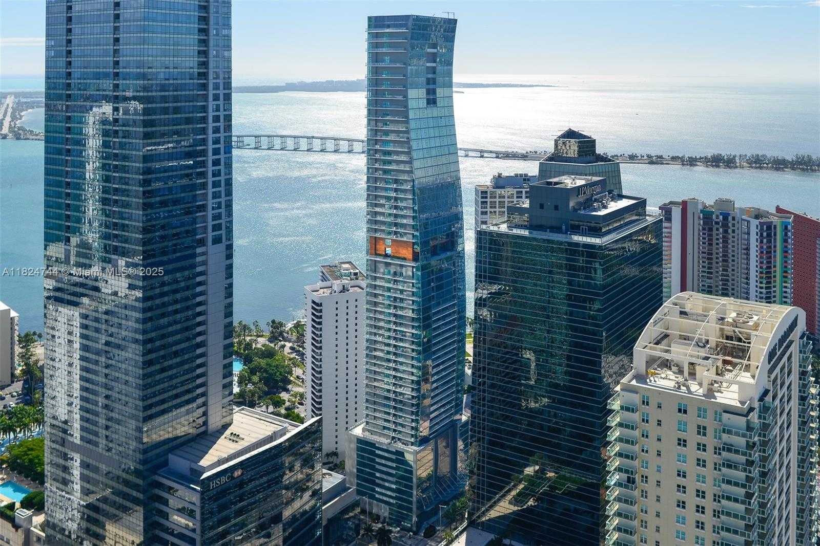 Small Image of 1451 BRICKELL AVE #1503, Miami Number 10