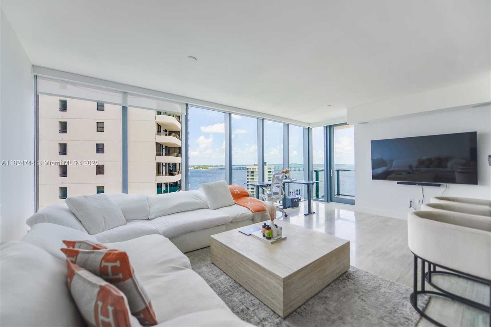 Small Image of 1451 BRICKELL AVE #1503, Miami Number 2