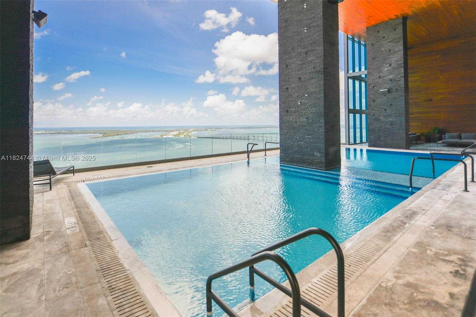 Small Image of 1451 BRICKELL AVE #1503, Miami Number 25