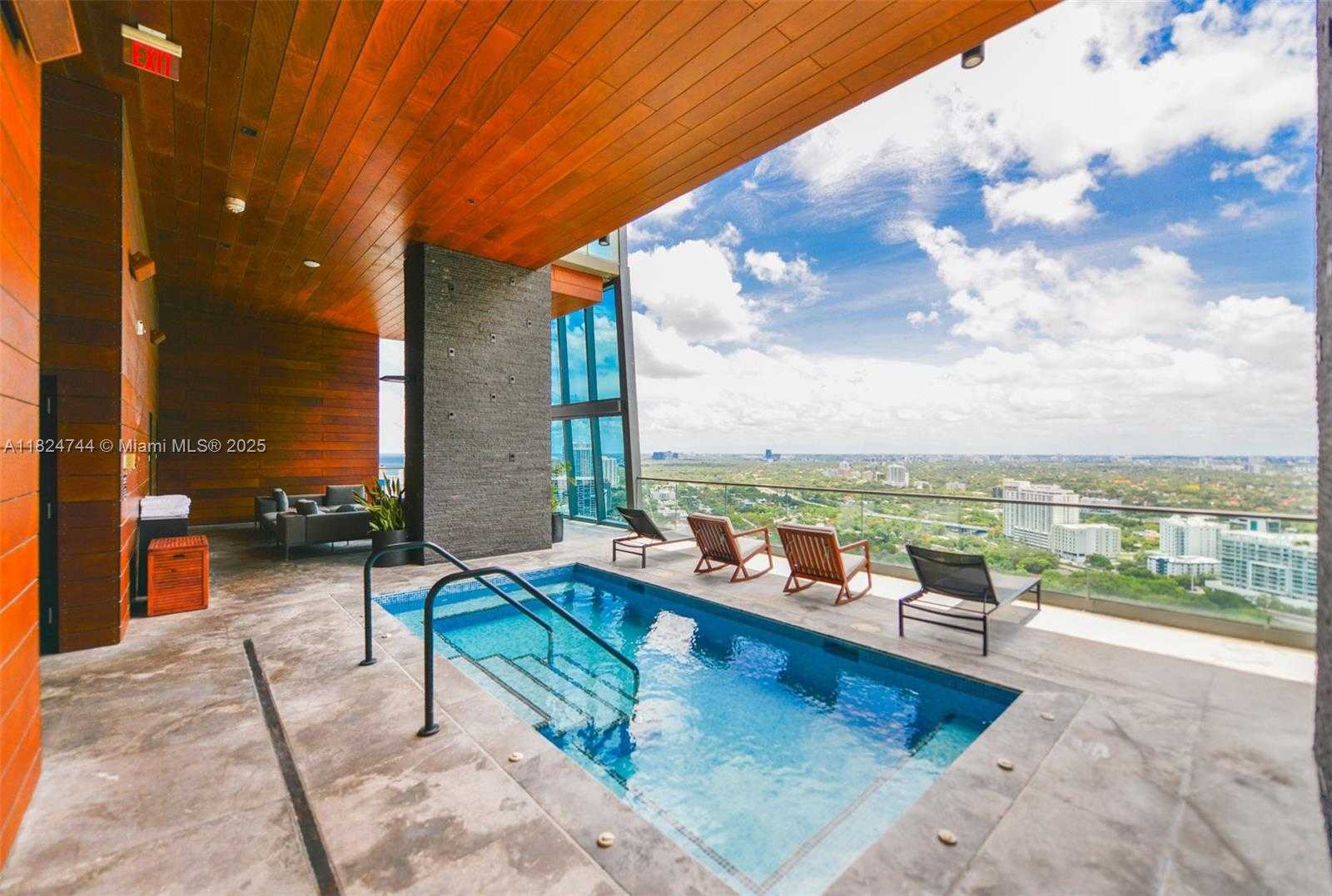 Small Image of 1451 BRICKELL AVE #1503, Miami Number 26