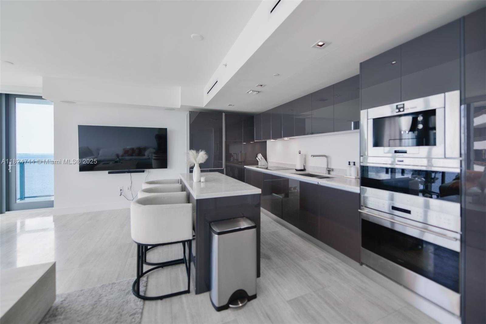 Small Image of 1451 BRICKELL AVE #1503, Miami Number 8