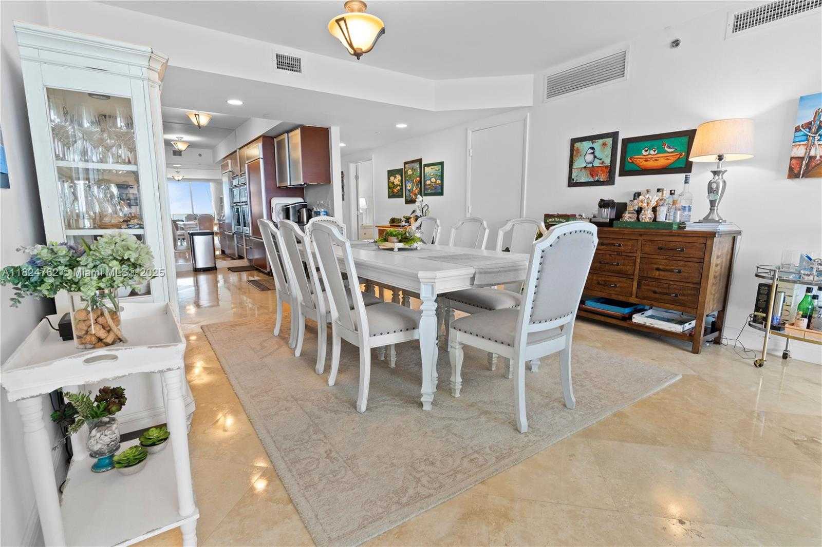Small Image of 1800 SOUTH OCEAN DR #2103, Hallandale Beach Number 5