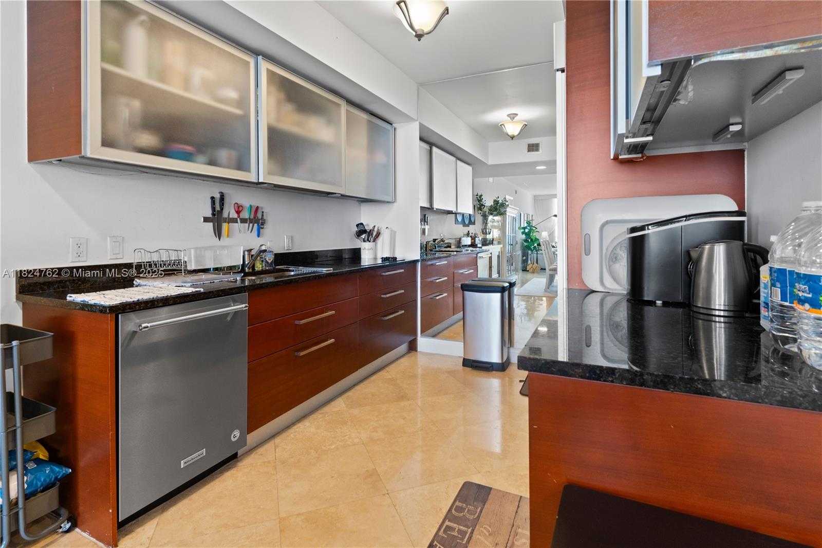 Small Image of 1800 SOUTH OCEAN DR #2103, Hallandale Beach Number 7