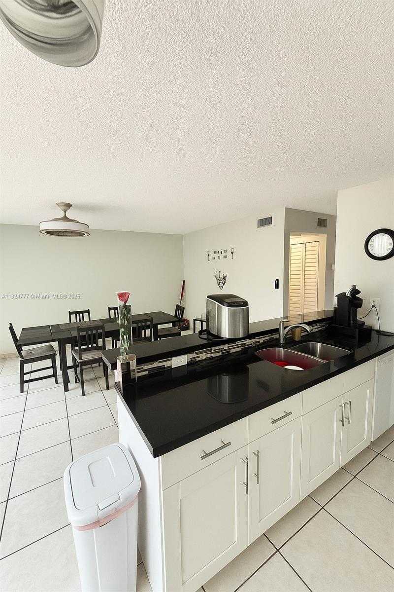 Small Image of 13341 SOUTH WEST 88TH TER #C, Miami Number 11