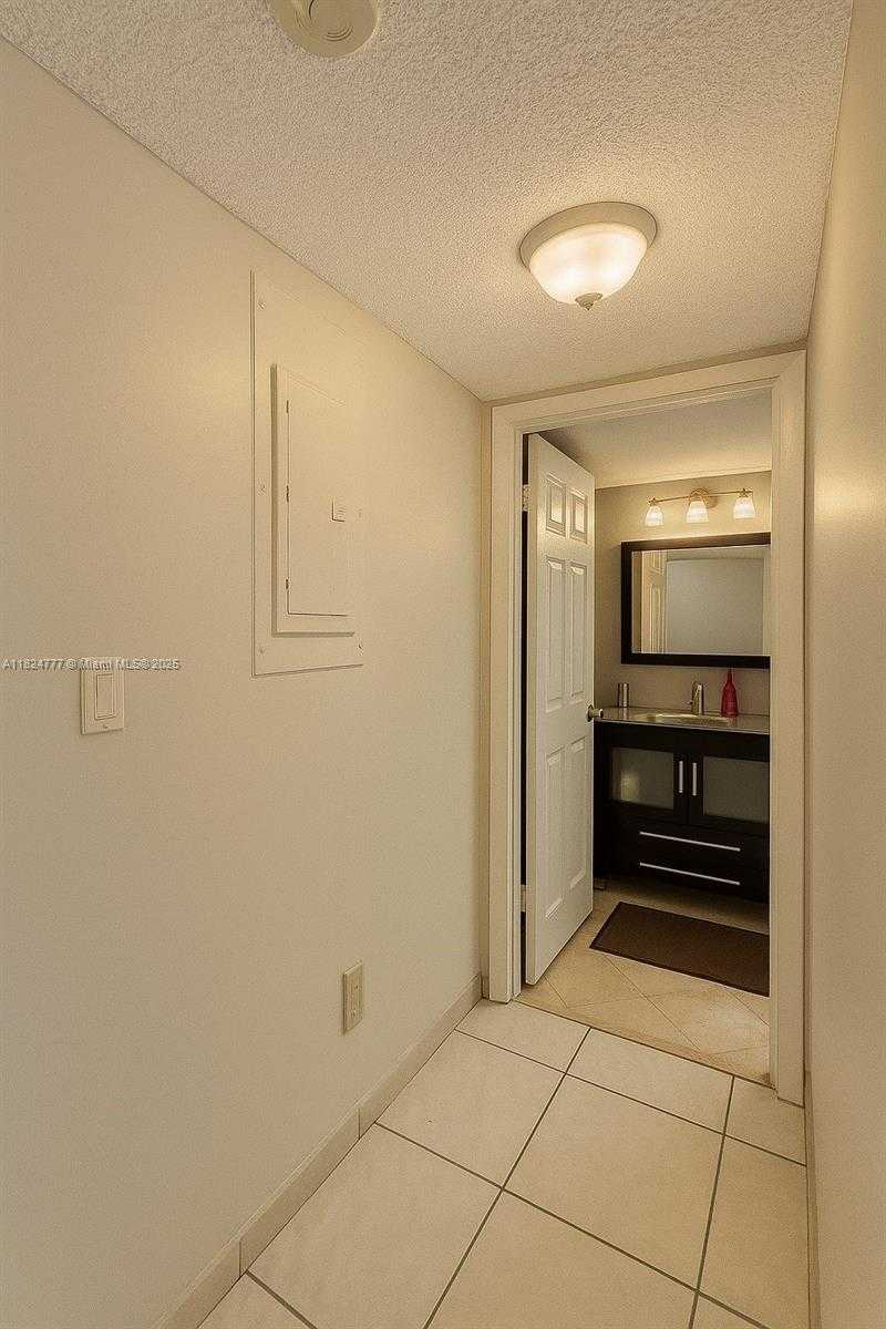 Small Image of 13341 SOUTH WEST 88TH TER #C, Miami Number 16