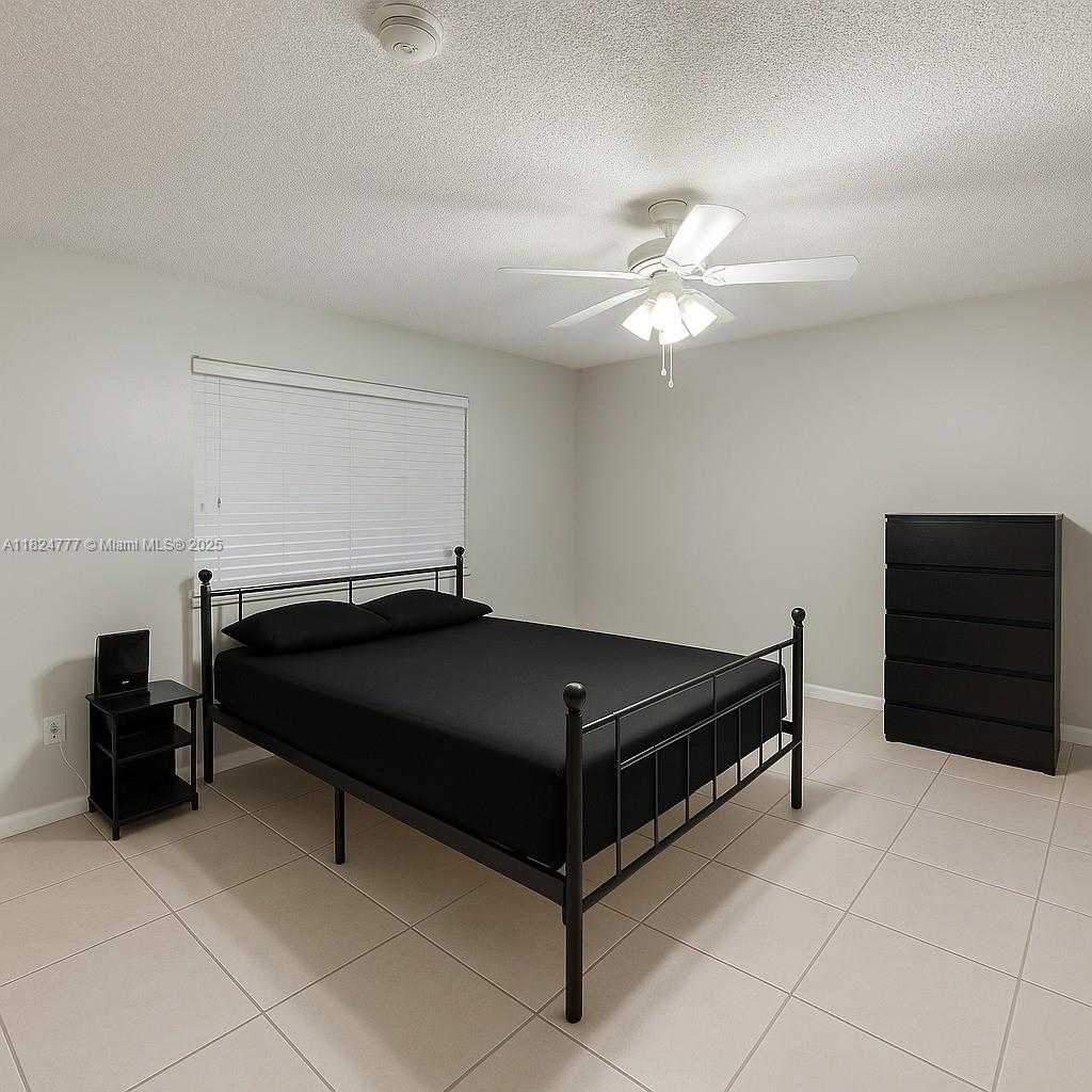 Small Image of 13341 SOUTH WEST 88TH TER #C, Miami Number 23