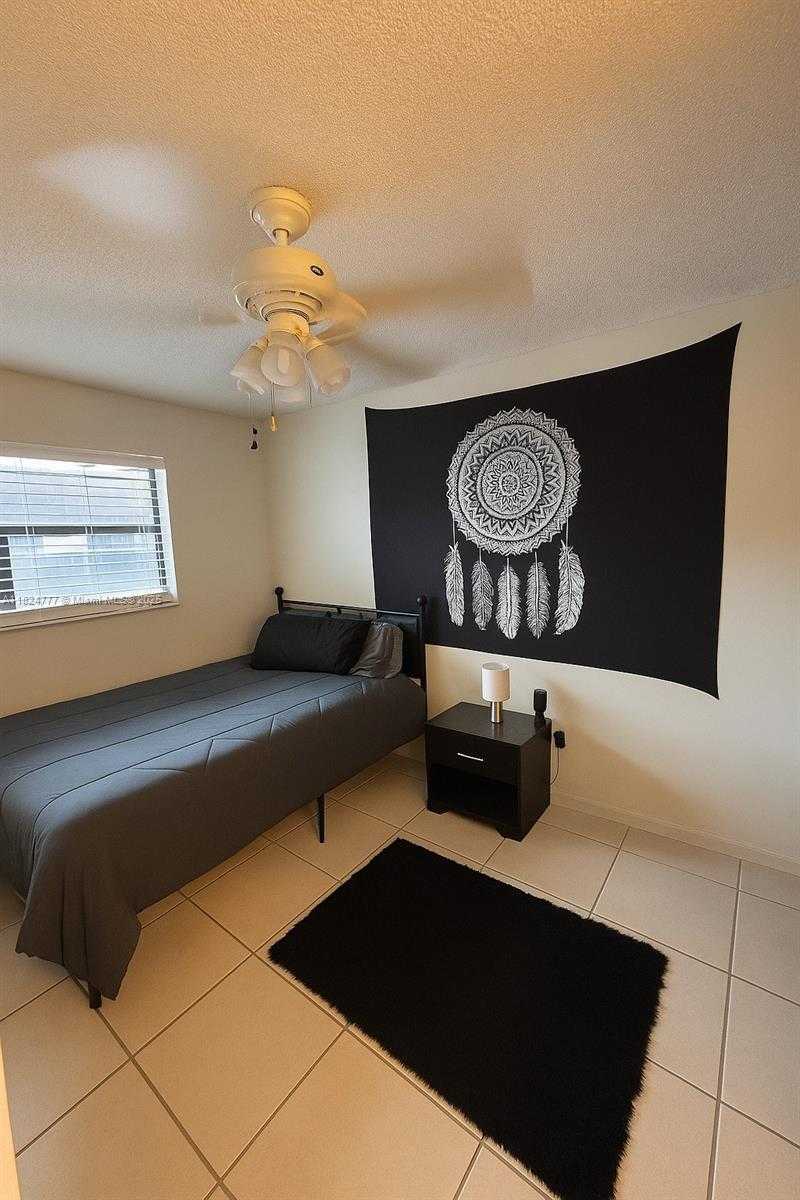 Small Image of 13341 SOUTH WEST 88TH TER #C, Miami Number 27