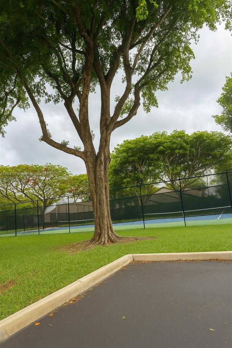 Small Image of 13341 SOUTH WEST 88TH TER #C, Miami Number 32