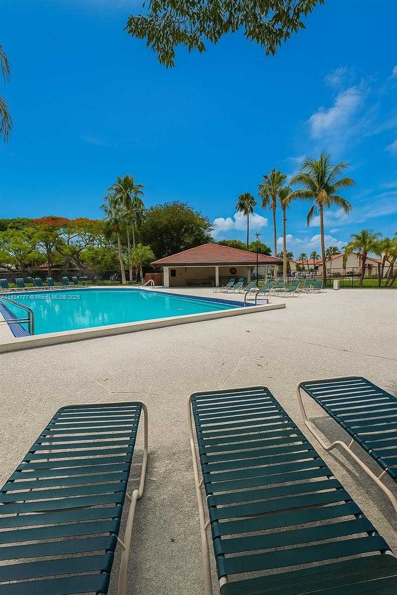 Small Image of 13341 SOUTH WEST 88TH TER #C, Miami Number 34