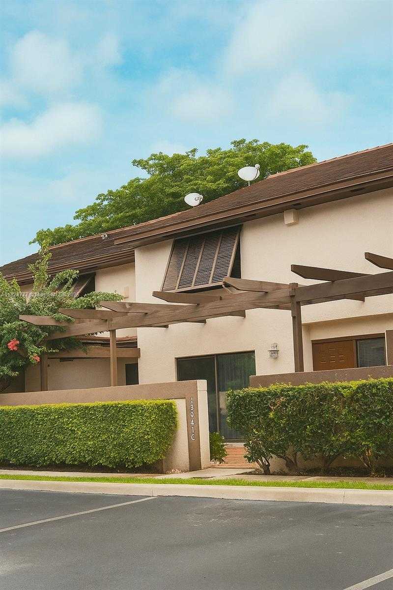 Small Image of 13341 SOUTH WEST 88TH TER #C, Miami Number 36