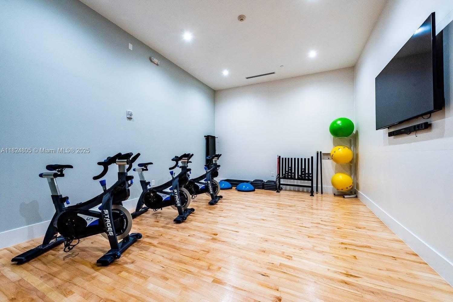Small Image of 801 BRICKELL KEY BLVD #807, Miami Number 24