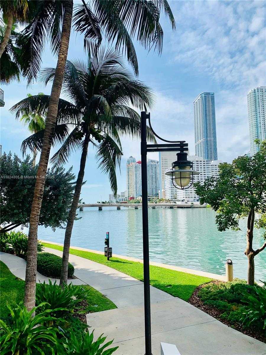 Small Image of 801 BRICKELL KEY BLVD #807, Miami Number 26