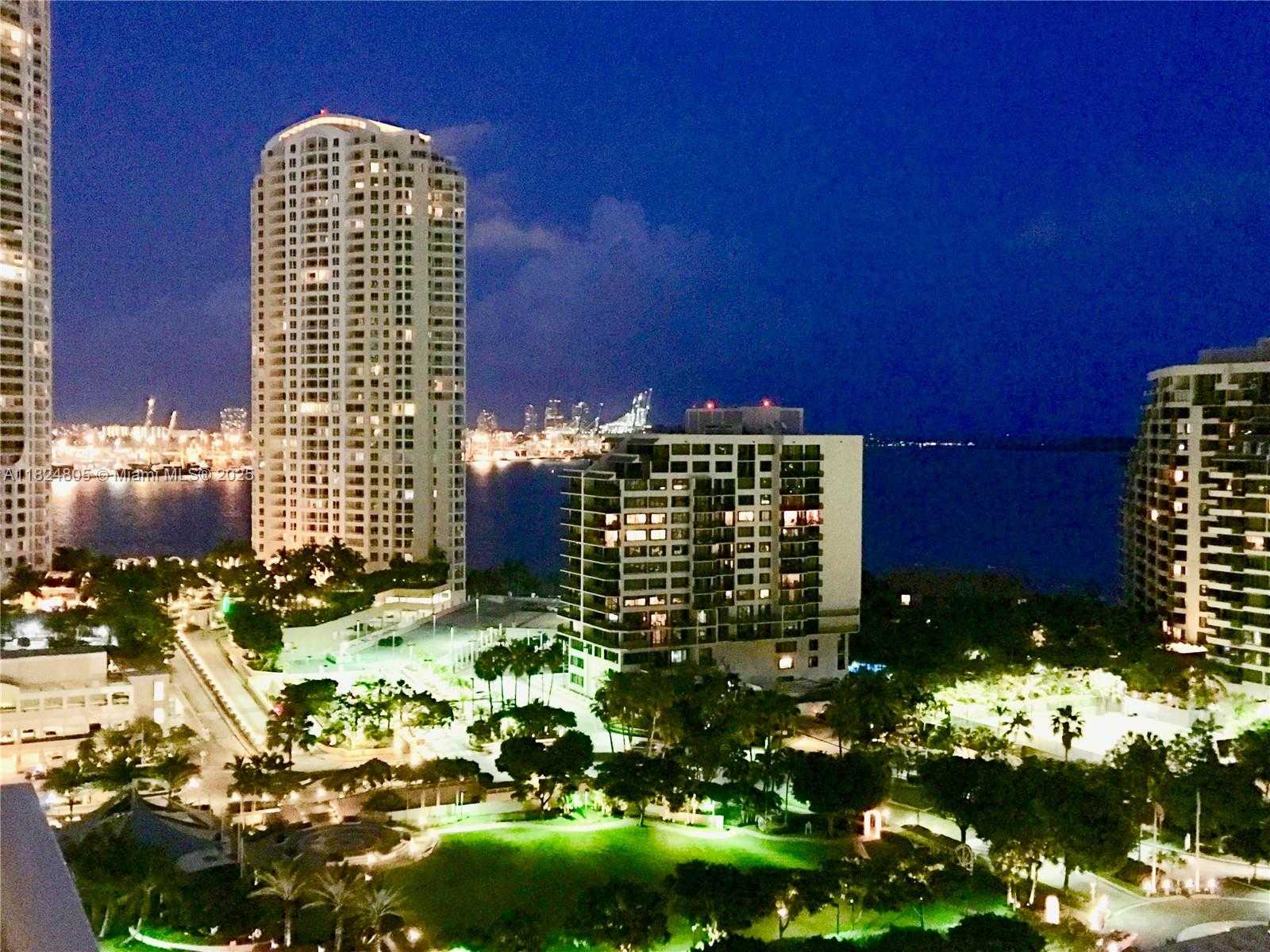 Small Image of 801 BRICKELL KEY BLVD #807, Miami Number 27