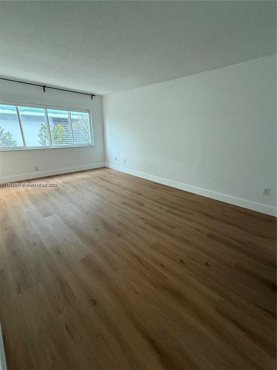 Small Image of 9971 WEST BAY HARBOR DR #205, Bay Harbor Islands Number 5