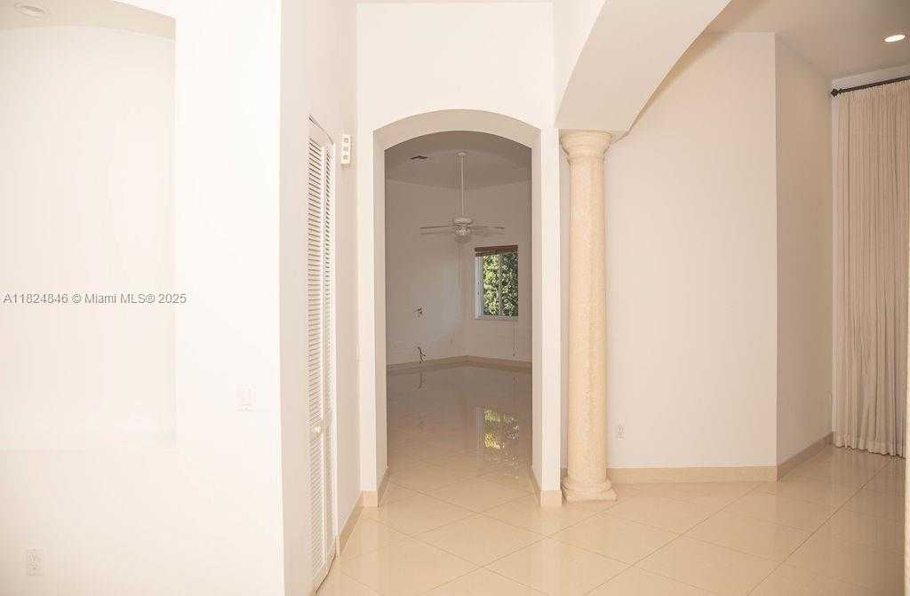 Small Image of 8464 SOUTH WEST 138TH ST, Palmetto Bay Number 14