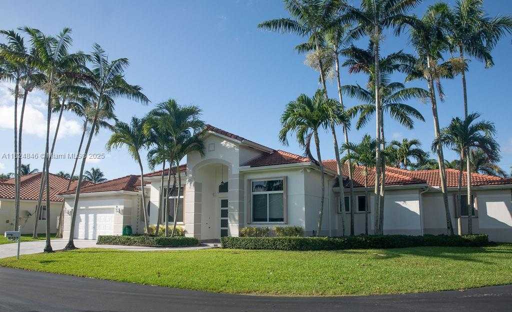 Small Image of 8464 SOUTH WEST 138TH ST, Palmetto Bay Number 2