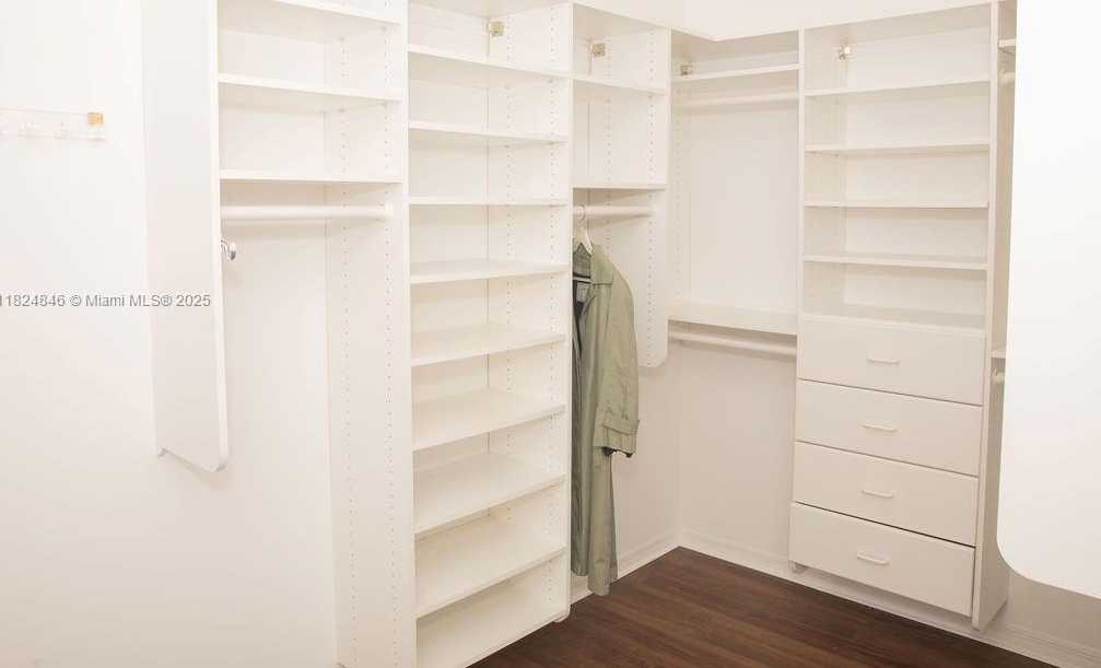 Small Image of 8464 SOUTH WEST 138TH ST, Palmetto Bay Number 24