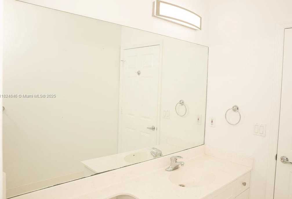 Small Image of 8464 SOUTH WEST 138TH ST, Palmetto Bay Number 40