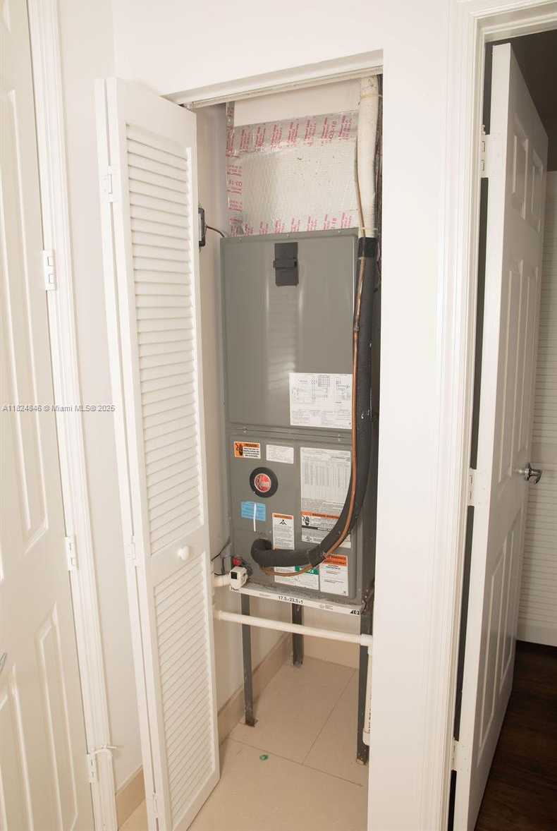 Small Image of 8464 SOUTH WEST 138TH ST, Palmetto Bay Number 46