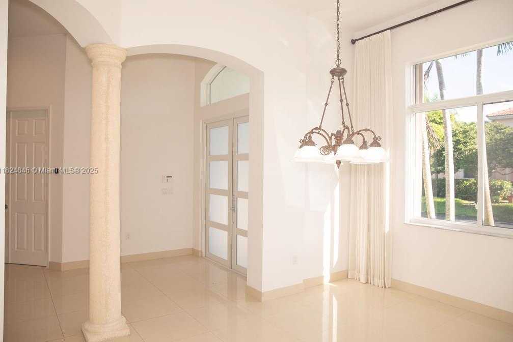 Small Image of 8464 SOUTH WEST 138TH ST, Palmetto Bay Number 5