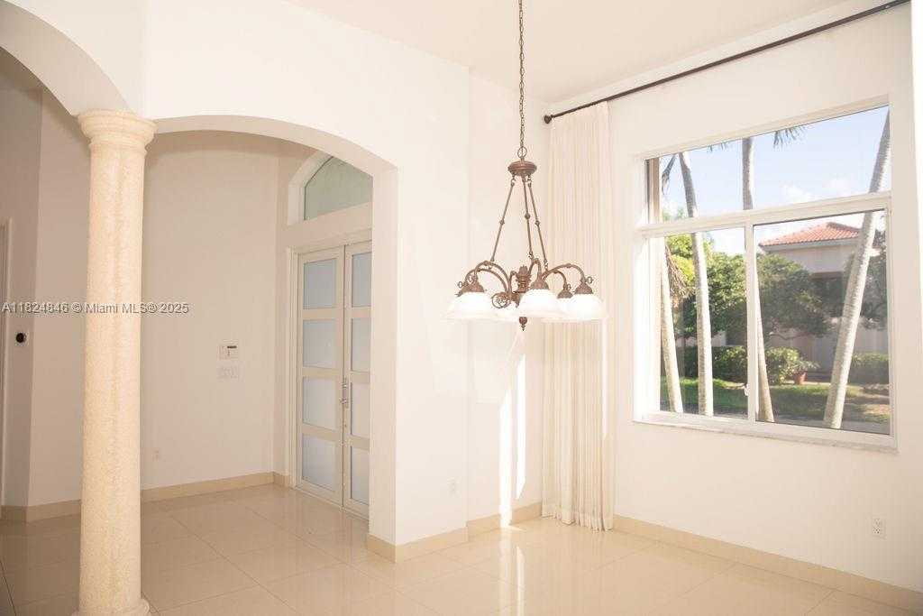 Small Image of 8464 SOUTH WEST 138TH ST, Palmetto Bay Number 6
