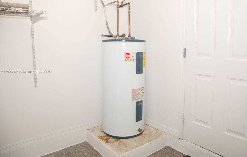 Small Image of 8464 SOUTH WEST 138TH ST, Palmetto Bay Number 67