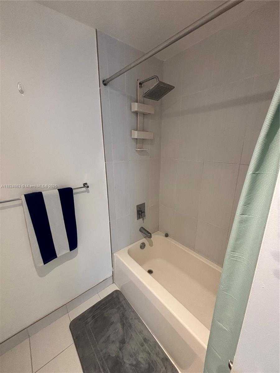 Small Image of 3250 NORTH EAST 1ST AVE #918, Miami Number 13