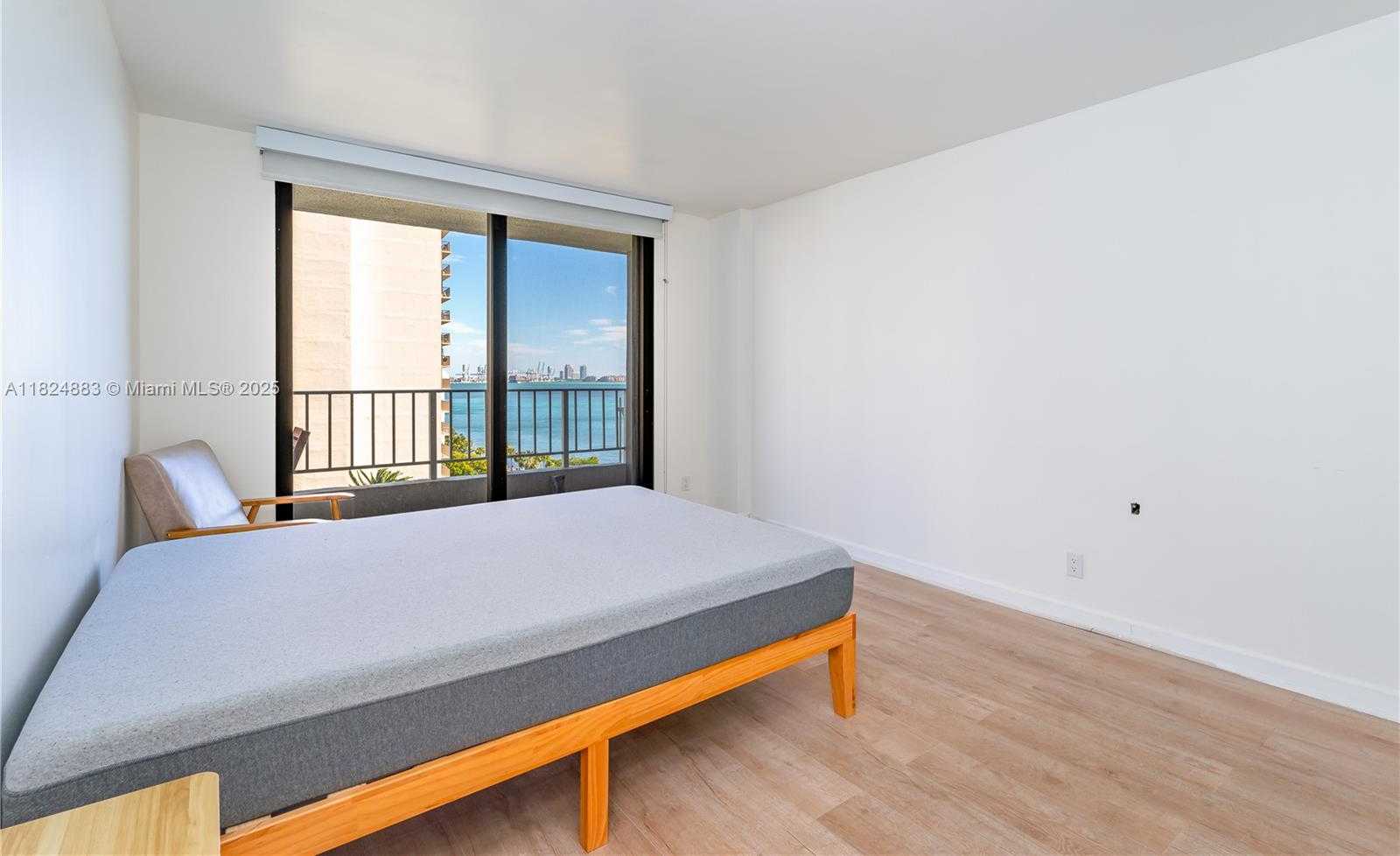 Small Image of 200 SW 15th Rd, Miami, FL 33129, USA Number 13