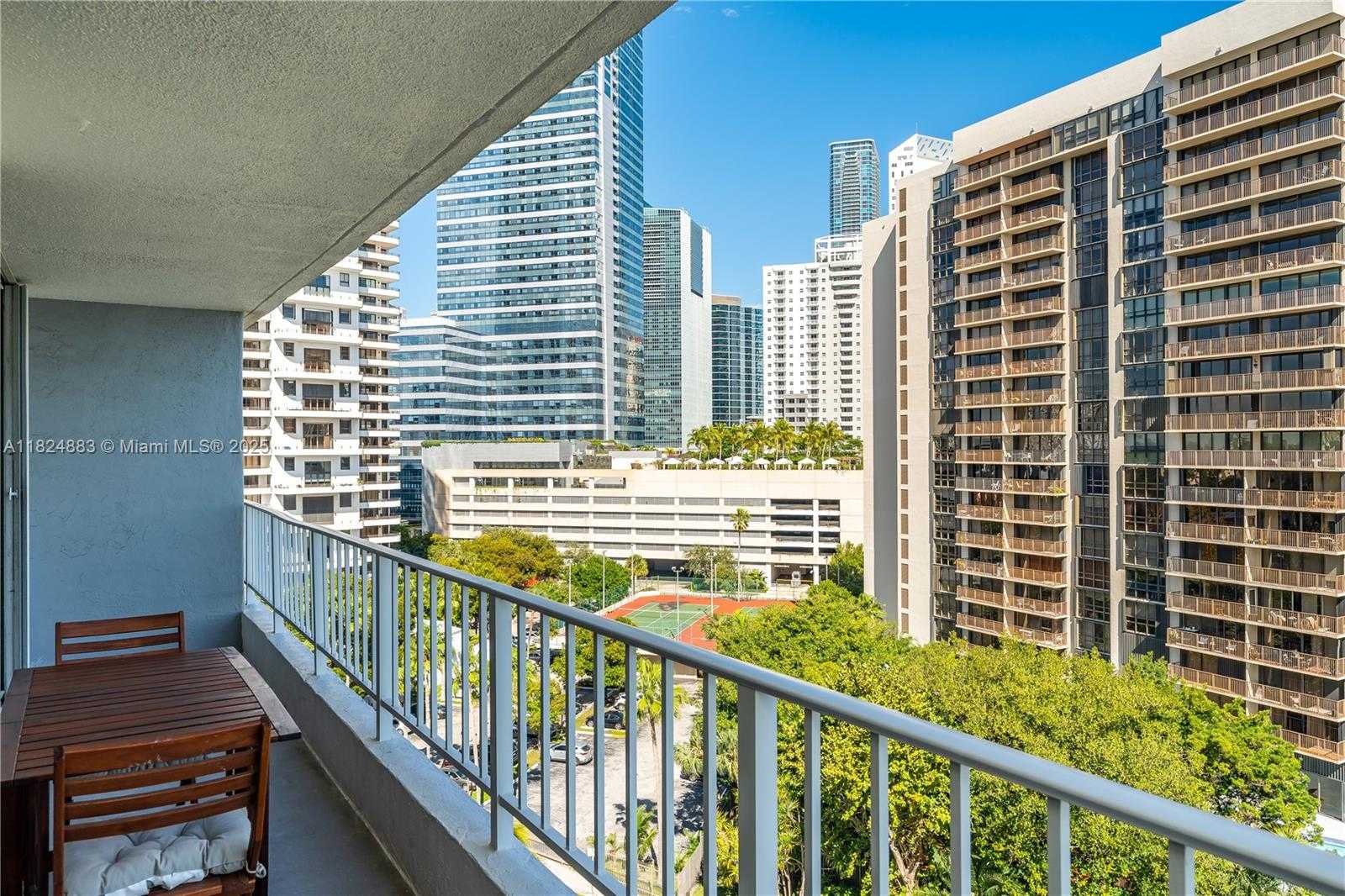 Small Image of 200 SW 15th Rd, Miami, FL 33129, USA Number 21