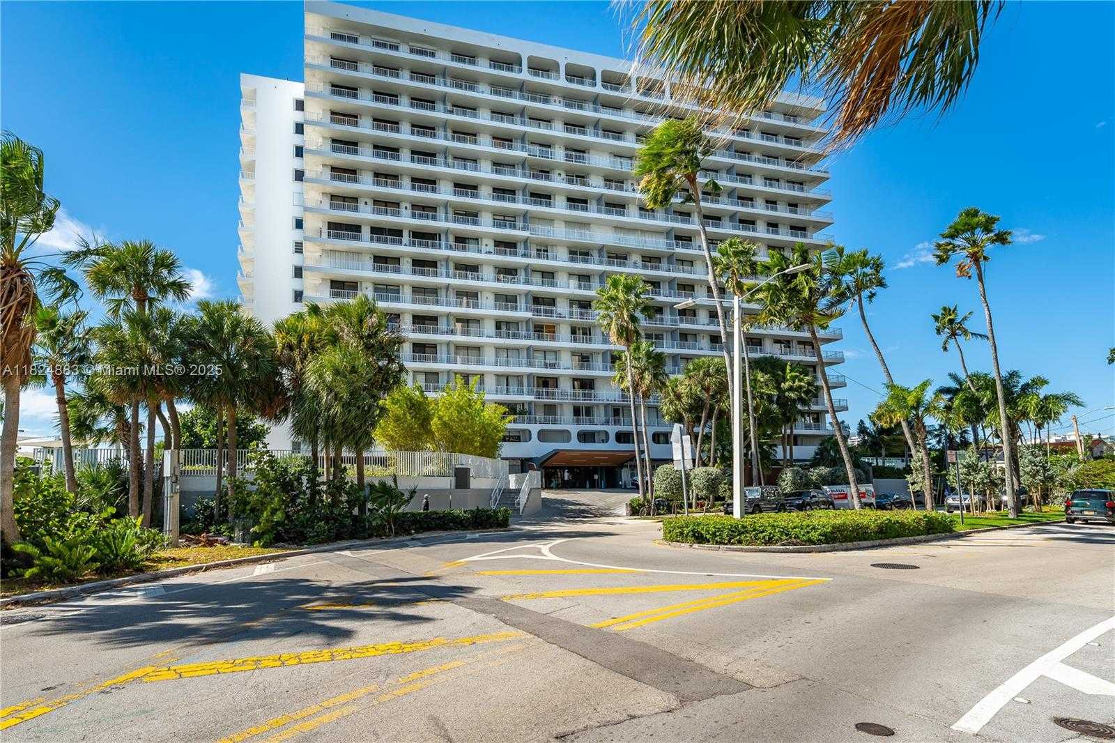 Small Image of 200 SW 15th Rd, Miami, FL 33129, USA Number 22