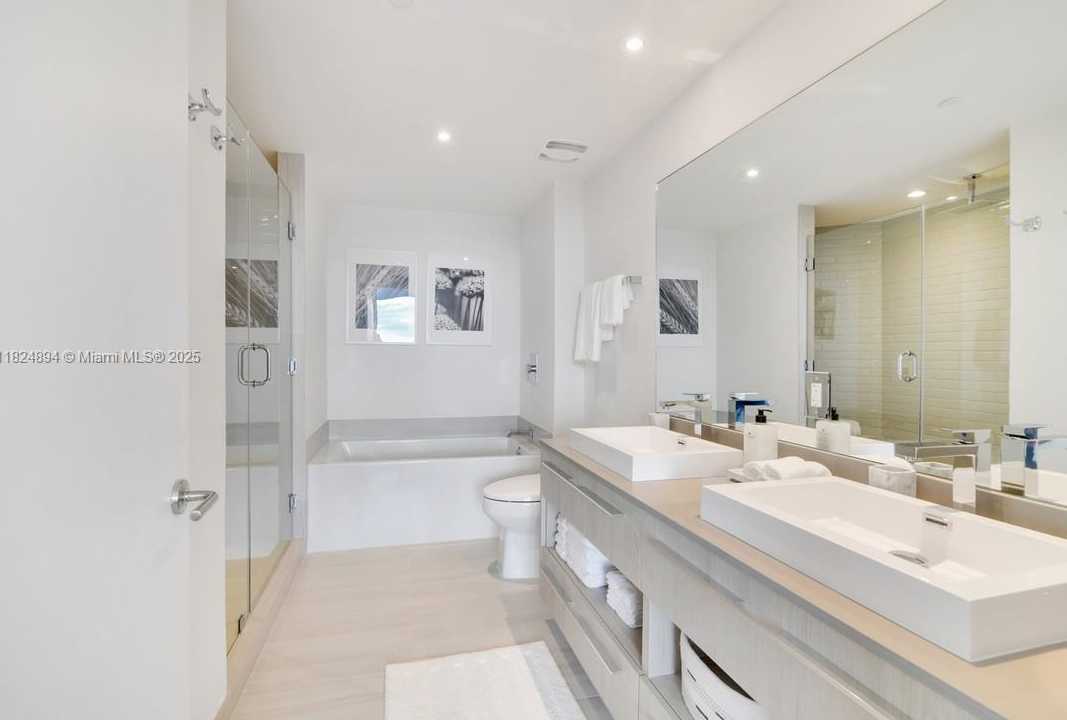 Small Image of 4010 SOUTH OCEAN DR #T3708, Hollywood Number 12