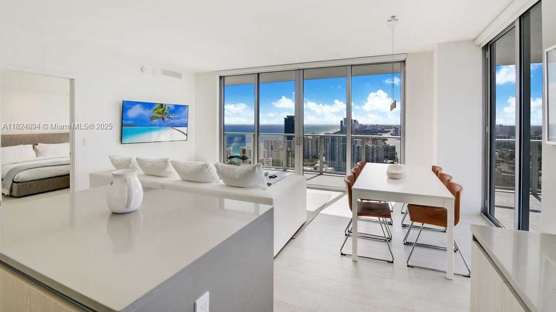 Small Image of 4010 SOUTH OCEAN DR #T3708, Hollywood Number 22