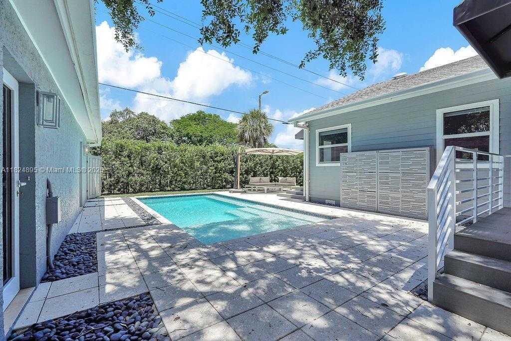 Small Image of 150 NORTH EAST 50 #A, Miami Number 24