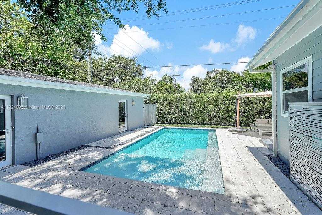 Small Image of 150 NORTH EAST 50 #A, Miami Number 26